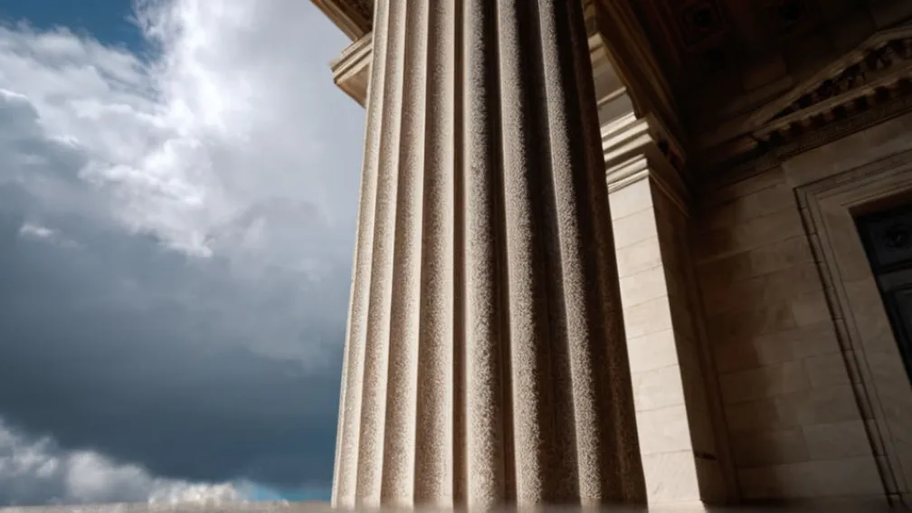 محاكمة لافارج: الأضواء تتجه نحو موقف السلطات الفرنسية في قضية تمويل الإرهاب