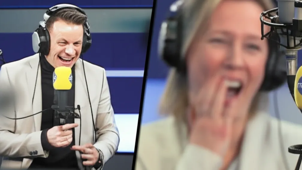 «نحن على إذاعة طبيب الشرج FM»: جوليان كوربيه يتعرض للإهانة مباشرة على الهواء من قبل مستمع، ونوبة ضحك في الاستوديو