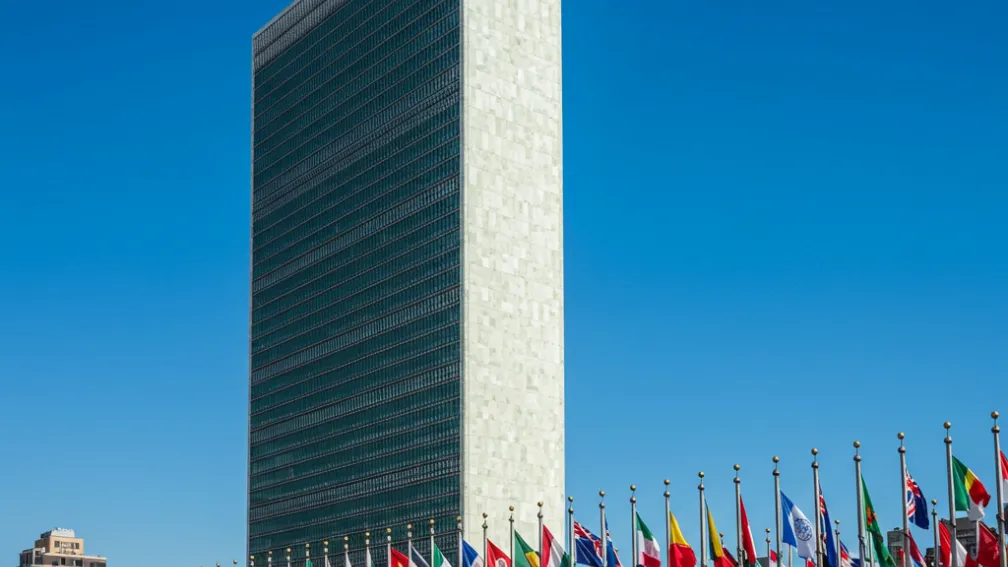 آن هيدالغو تستهدف منصب المفوض السامي للأمم المتحدة لشؤون اللاجئين بعد رئاسة بلدية باريس