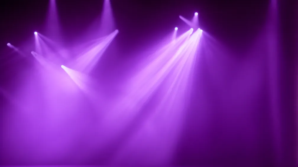 وفاة الـ Drag Queen جيجلي كالينتي عن عمر يناهز 44 عامًا بعد إصابتها بعدوى