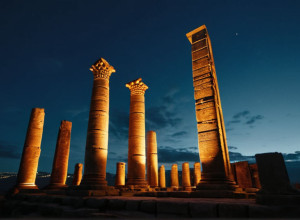 التفكير الإمبراطوري يعود: تحليل المؤرخ غابرييل مارتينيز-غروس وتأثيره على النظام العالمي