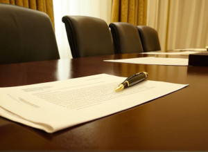 الولايات المتحدة وأوكرانيا تؤكدان على سيادة كييف في أي اتفاق سلام مستقبلي