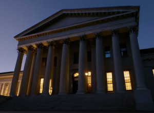 قاضٍ فدرالي في شيكاغو يأمر بالإفراج بكفالة عن مئات المهاجرين المحتجزين