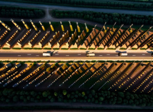 المفوضية الأوروبية تقترح "منطقة شنغن عسكرية" لتسريع حركة القوات في أوروبا