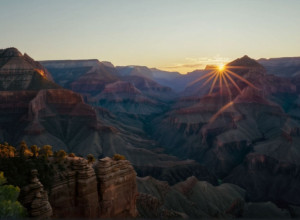إدارة ترامب ترفع رسوم دخول المتنزهات الوطنية الأمريكية للسياح الأجانب