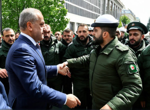 حكومة بلغاريا تسحب مشروع موازنة 2026 بعد احتجاجات شعبية حاشدة