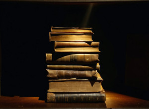 نادي الكتاب الذي تحدى السلطة السوفيتية: قصة صراع من أجل حرية الفكر