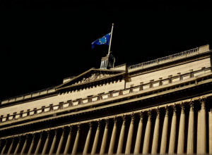 تعزيز اليمين المتطرف في البرلمان الأوروبي يشدد قوانين الهجرة