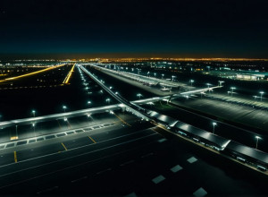 كشف طائرات مسيرة قرب طائرة زيلينسكي في إيرلندا: تحقيق أمني عاجل