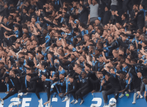 طموحات باريس FC في دوري الدرجة الأولى تحت قيادة عائلة أرنو: ميزانية، سوق انتقالات، طاقم؟