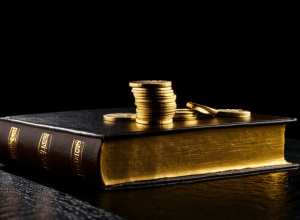 الحزب الاشتراكي يهدد بحجب الثقة عن حكومة لوكورنو بسبب "ضريبة الأثرياء"