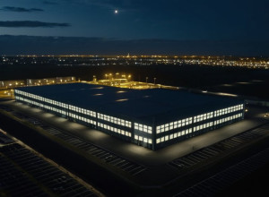 فتح تحقيق في فرنسا بعد تحليق طائرة مسيرة فوق موقع عسكري حساس ينتج البارود للجيش