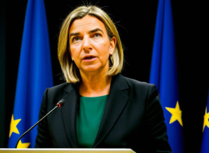احتجاز فيديريكا موغيريني، الرئيسة السابقة للدبلوماسية الأوروبية، بشبهة الاحتيال