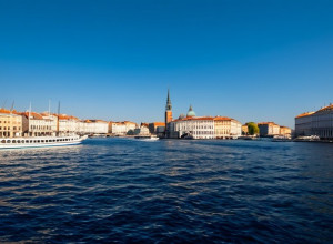 فقدت البحرين جميع مساحاتها العامة نتيجة النزاع العسكري