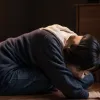 كيت ميدلتون تتحدى التوصيات وتزور متحف لندن بكعب عالٍ