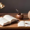 «سياسة الأدب» لإيمانويل كارير: كتاب جديد يثير إعجاب النقاد