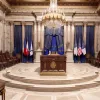 الجمعية الوطنية الفرنسية تسحب الثقة من رئيس الوزراء فرانسوا بايرو بعد تسعة أشهر فقط